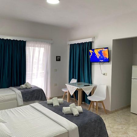 Hotel Vila Kafe Lukovë 외부 사진
